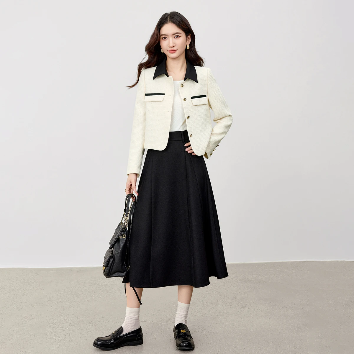 SENTUBILA Women's Chenille Jackets Color-Block Turn-down Collar Short Jackets 2025 Autumn Elegant Style Woman Clothing 153WA2164