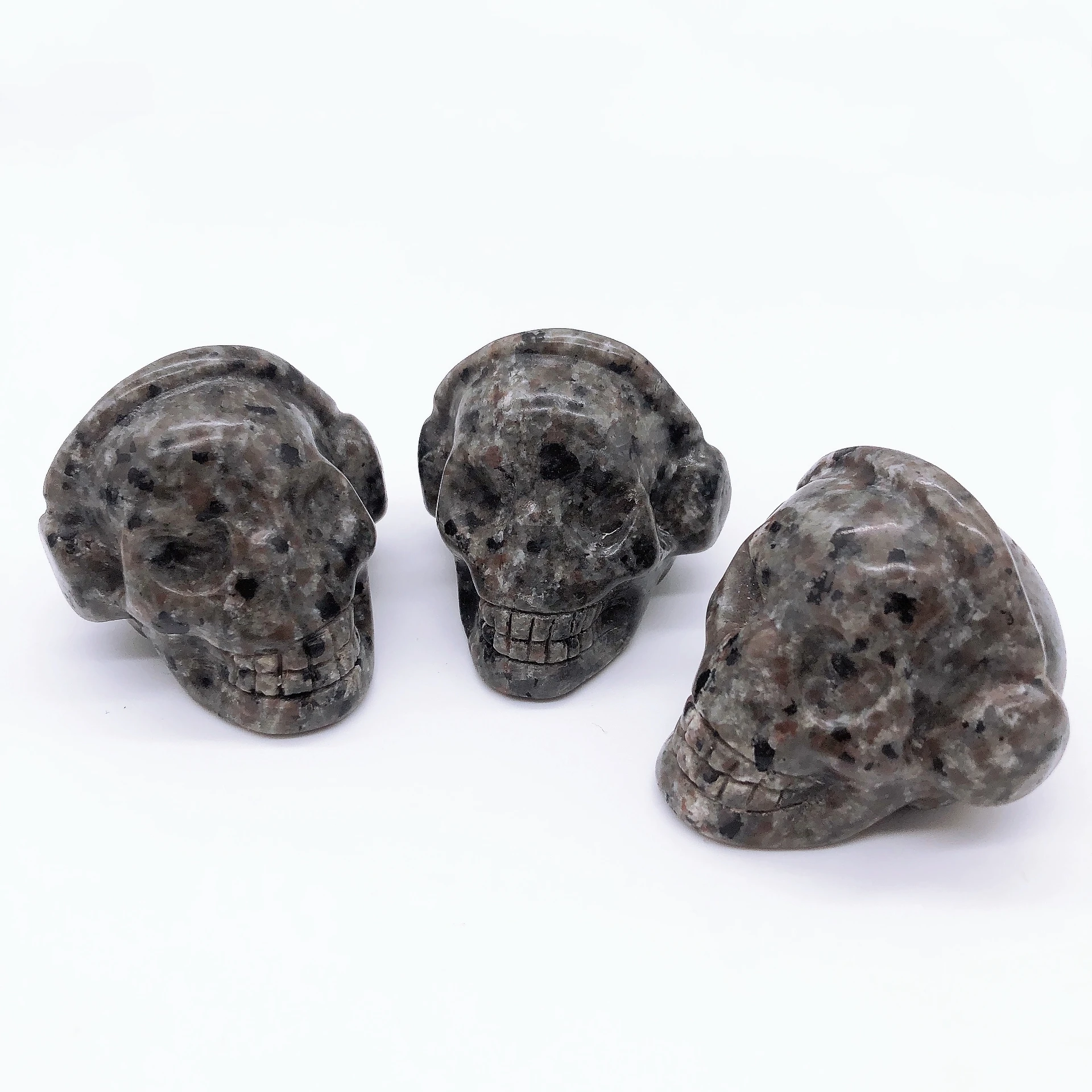 55MM Natural Yooperlite Skull Statue Crystal Flame Stone Gemstone Reiki Healing Figurine Home Decoration Collection Gift