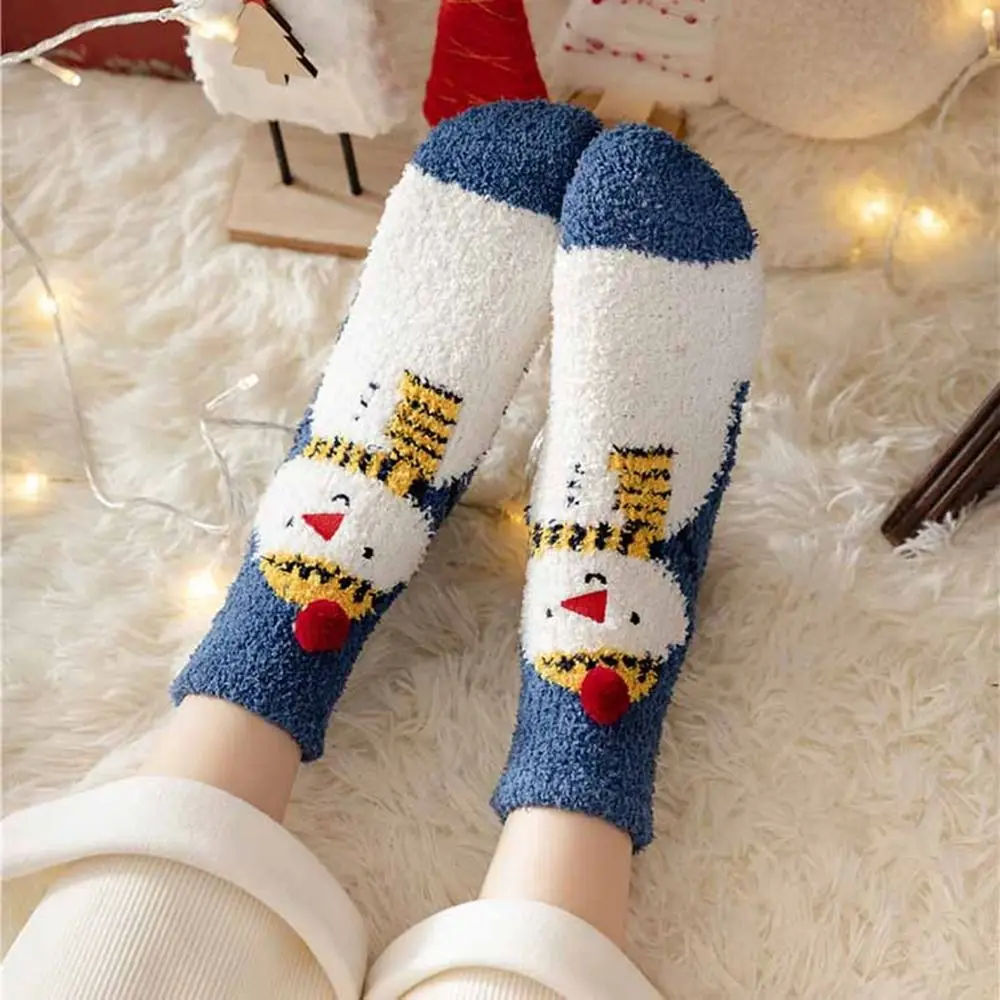Green Christmas Hat Floor Sleep Socks Home Socks Santa Claus Women Hosiery Middle Tube Socks Christmas Socks Coral Velvet Socks