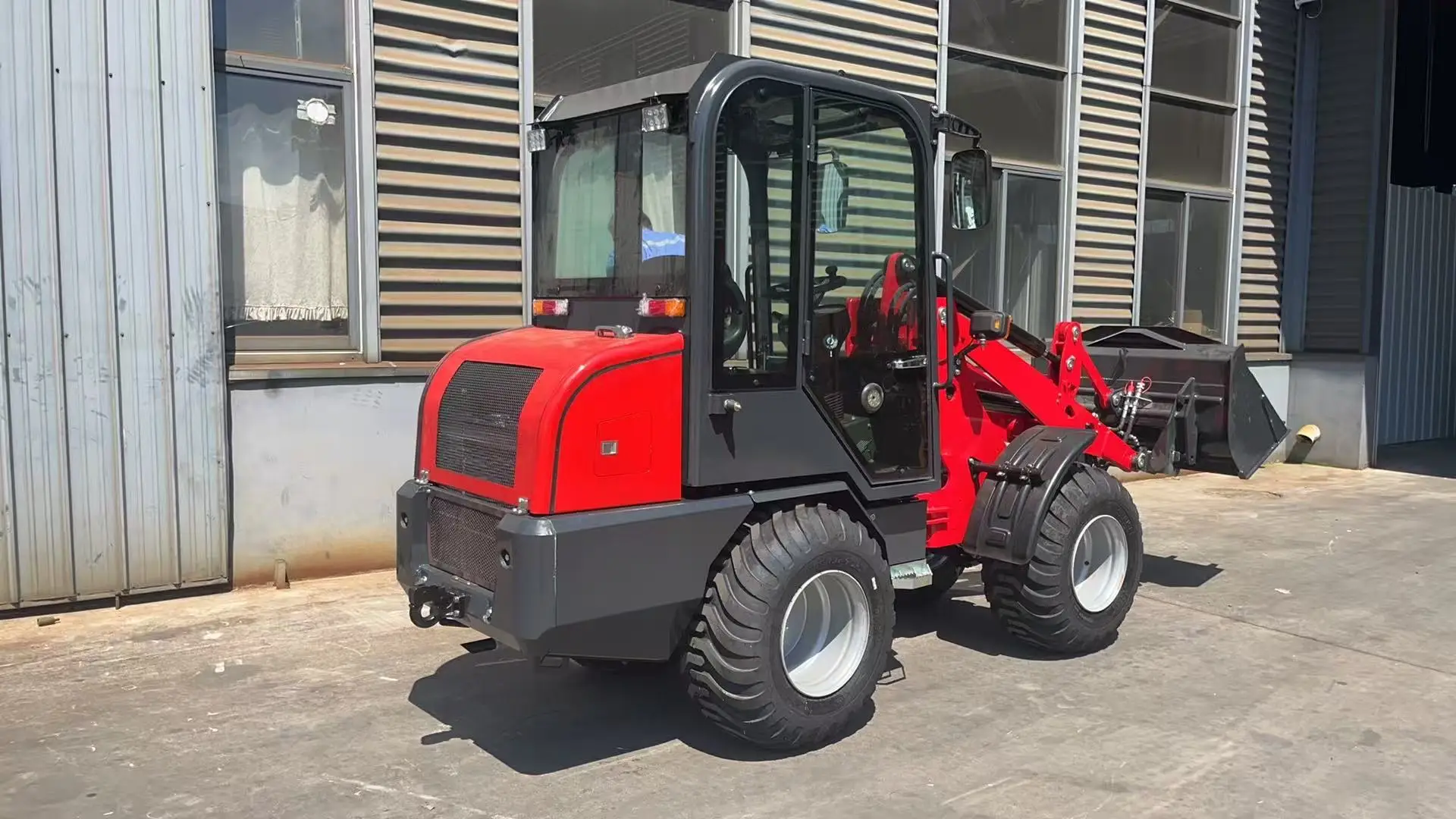 

Engineering agricultural wheeled telescopic loader with small telescopic arm for sale in the global market