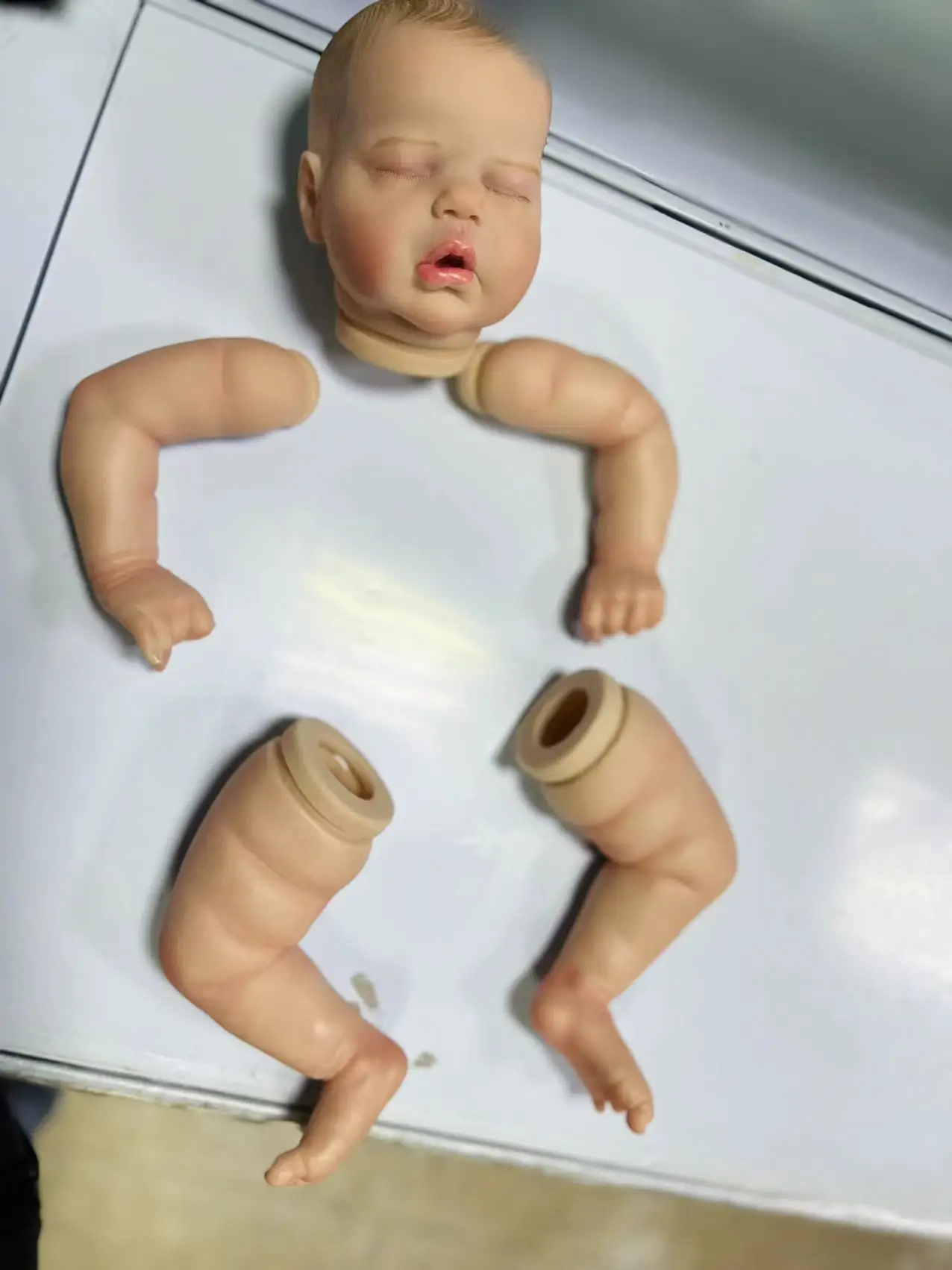 22inch Reborn Alexis with Rooted Eyelashes 3D Painted Skin Visible Veins Reborn Doll Parts with Body Visible Veins Sign on Neck