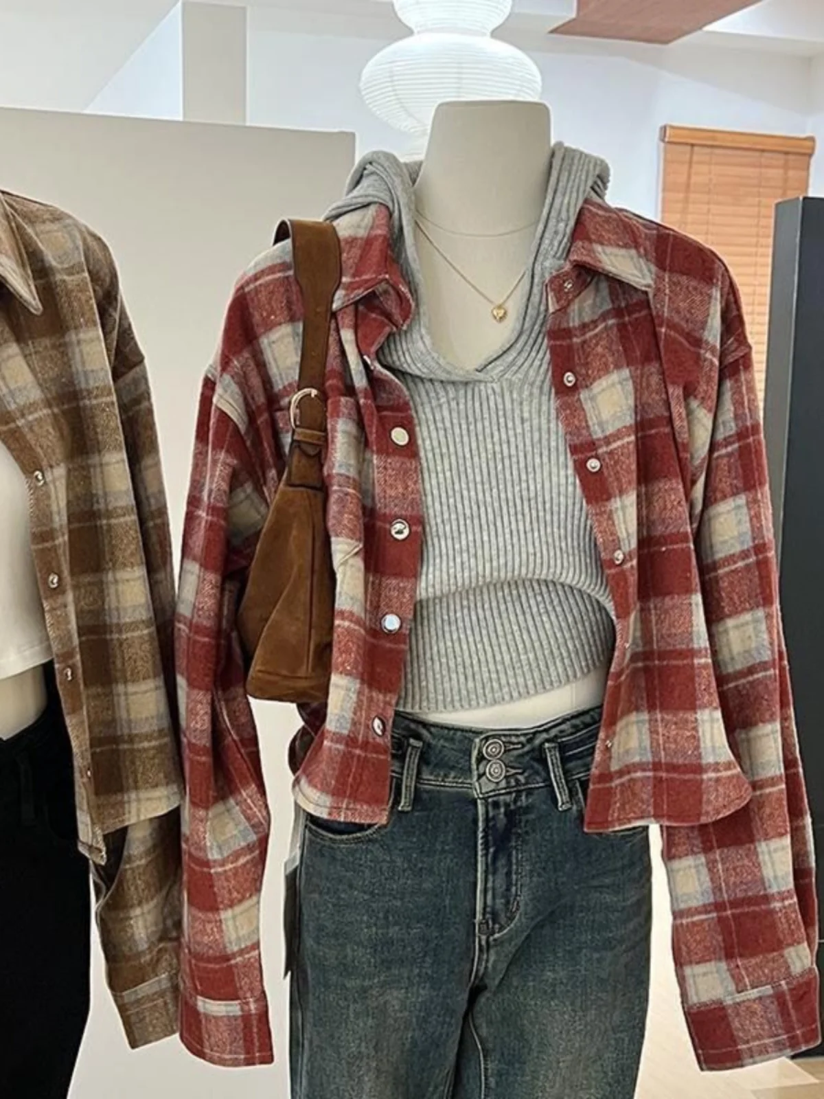 American Style Plaid Flannel Shirt Women Spring Autumn Outerwear Long Sleeve Short Thickened Coat Korean Straight Cut  Co...