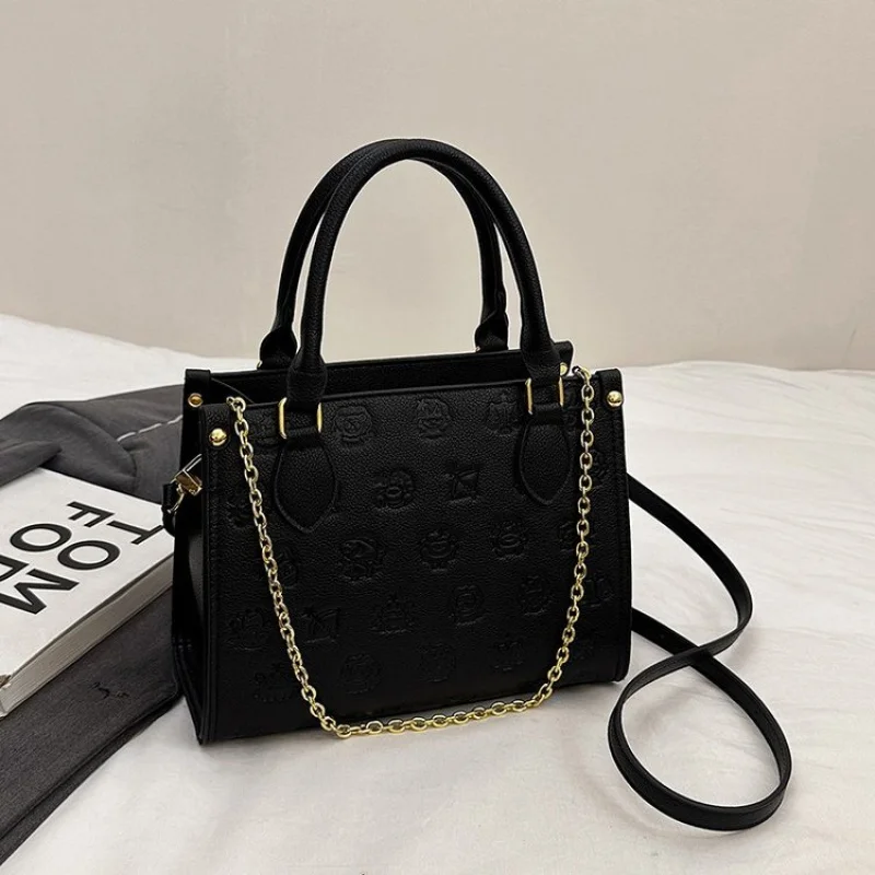 

High-End Women's Jasmine-Patterned Leather Tote Bag With Casual Vintage Paris Commuter Look​