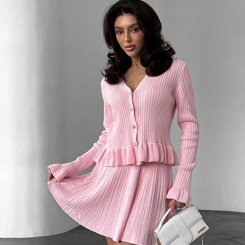 

V Neck Knitting Skirt Set For Women Buttons Long Sleeves Top Ruffled Slim Skirt Set Summer Lady Fashion Skirt Set