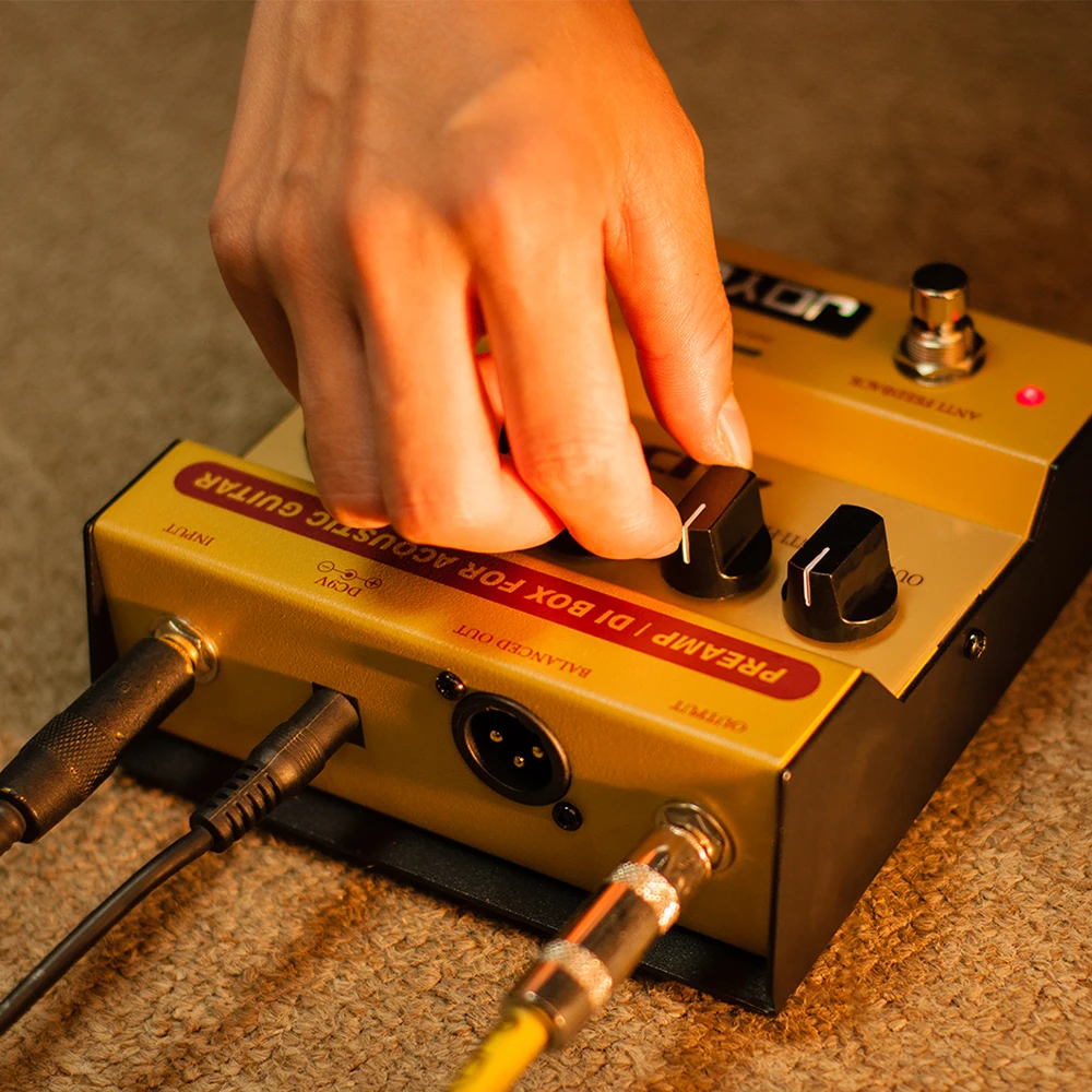 JOYO Acoustic Guitar Pedal AD-2 Preamp DI Box High Sensitivity 2 Stage EQ Adjustment Knobs Effect Guitar Parts & Accessories