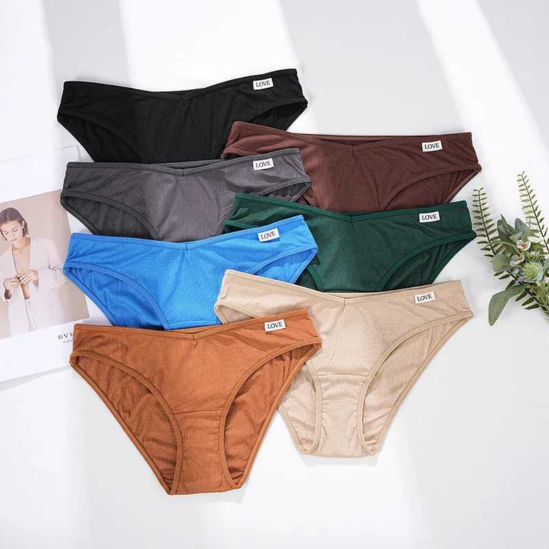 2026 Damen-Slips Atmungsaktive Fitness-Höschen Modische Sexy Tiefsitzende Baumwoll-V-förmige Unterwäsche