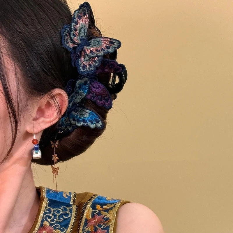 

Новые заколки-крабы для волос в китайском стиле с синей вышивкой и бабочками, женские, фиолетовые, с длинными цветочными кисточками, ретро-заколки-крабы для волос в стиле чонсам, размер M