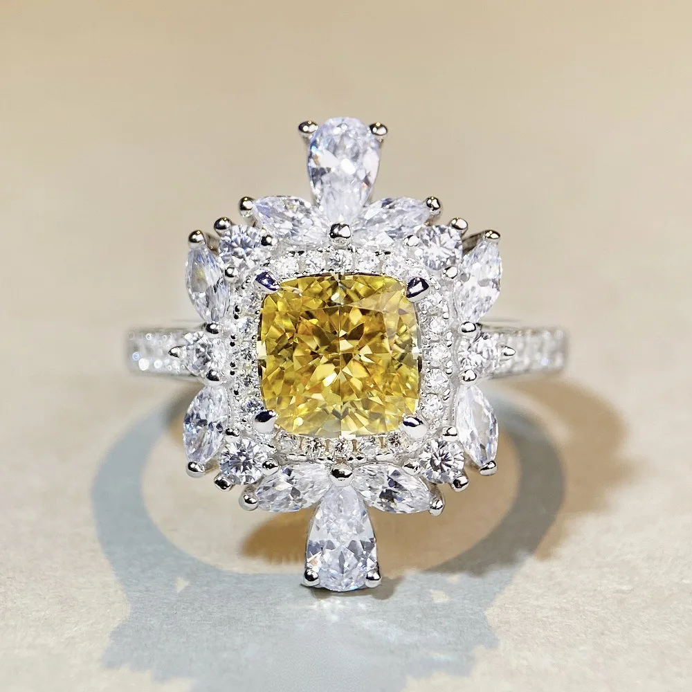 

PT950 Platinum Plated Imported High Carbon Diamond S925 Pure Silver Ring Diamond Ring Princess Square Diamond Ring