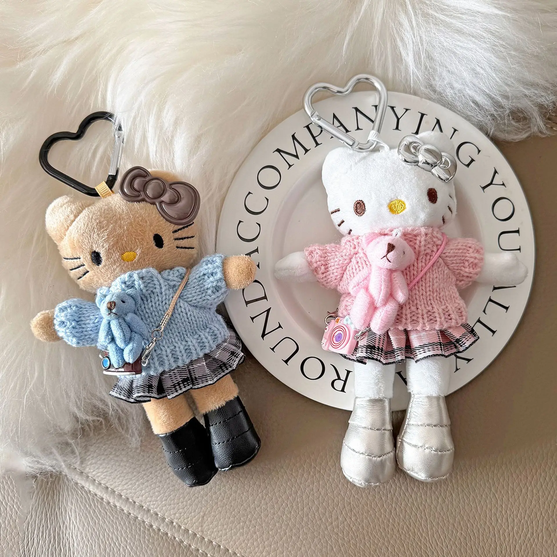 

Милая плюшевая кукла Hello Kitty с длинными ногами и черными волосами от Sanrio, брелок для ключей, аксессуар для рюкзака, подарок для девочек, подарок на день рождения для подруги