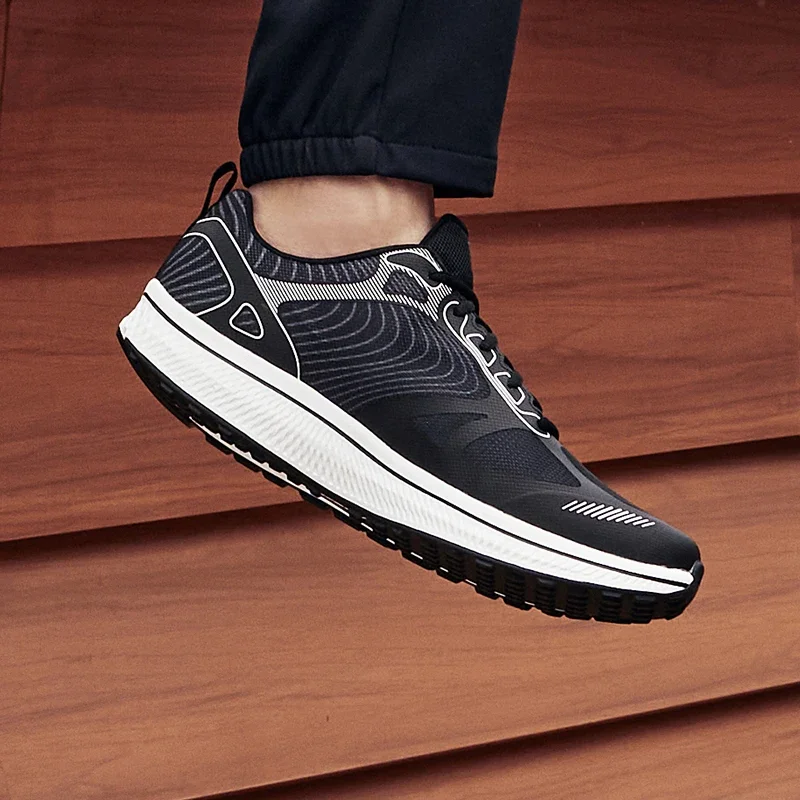 Skechers-Sapatos de absorção de choque para homens, Sapatos esportivos antiderrapantes, Respirável e confortável, Resistente ao desgaste