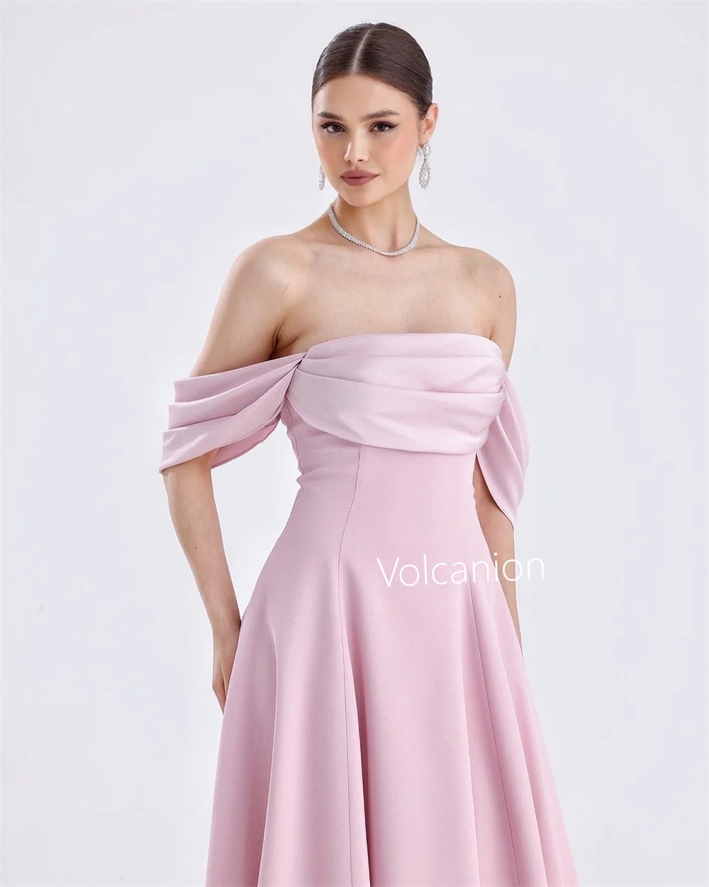 Jersey personalizado drapeado Línea A vestidos midi con hombros descubiertos ocasión a medida estilo moderno elegante simple