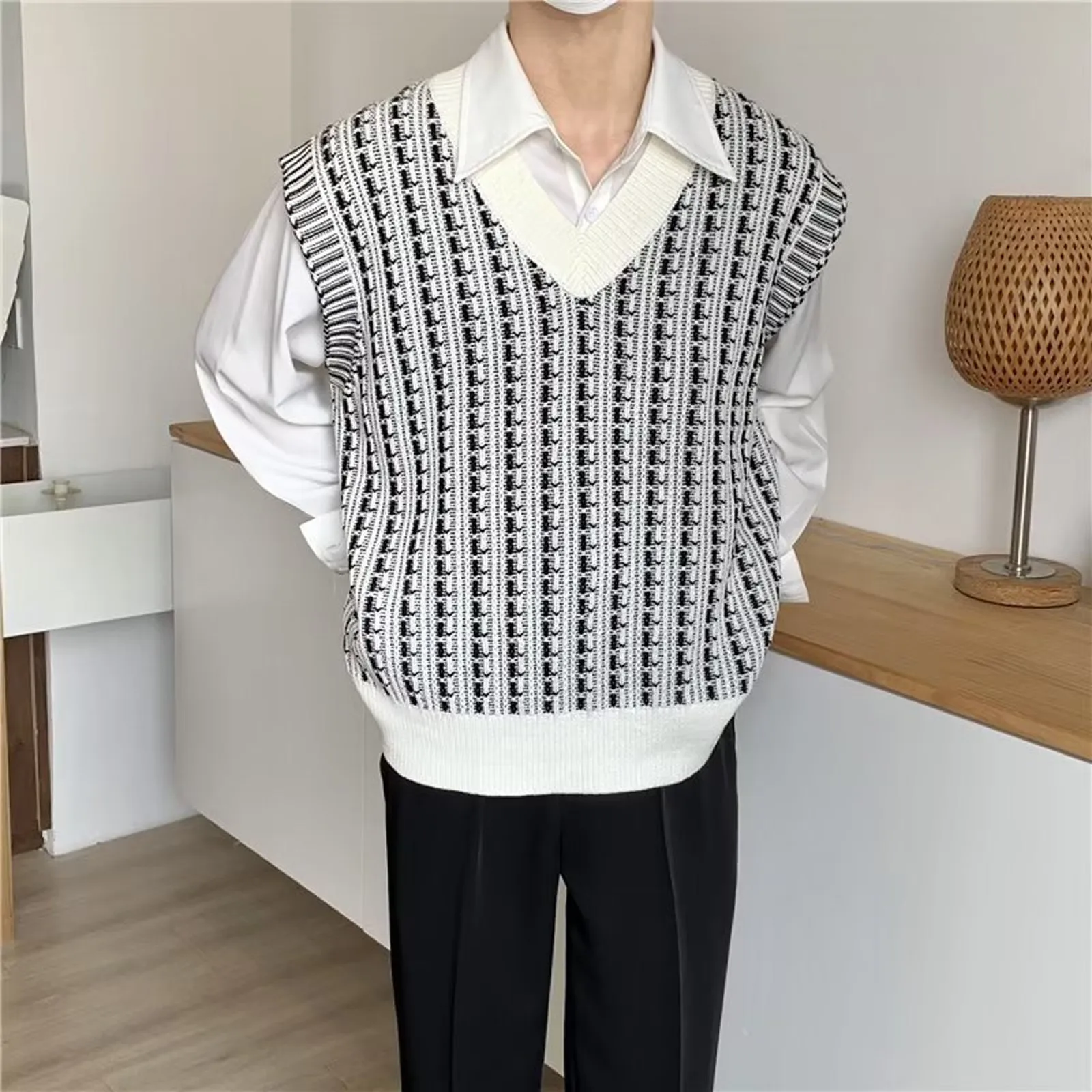 

Autumn and Winter Men's Waistcoat Loose Plush Sleeveless V-Neck Knitted Jumper Vest Fashion Leisure Lazy Sleeveless Wool Vest