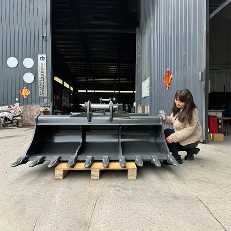 

Для морских перевозок: Индивидуальные навесные приспособления для экскаваторов 1-50Т, ковш для рытья траншей с зубьями и функцией очистки для грязевых ковшей