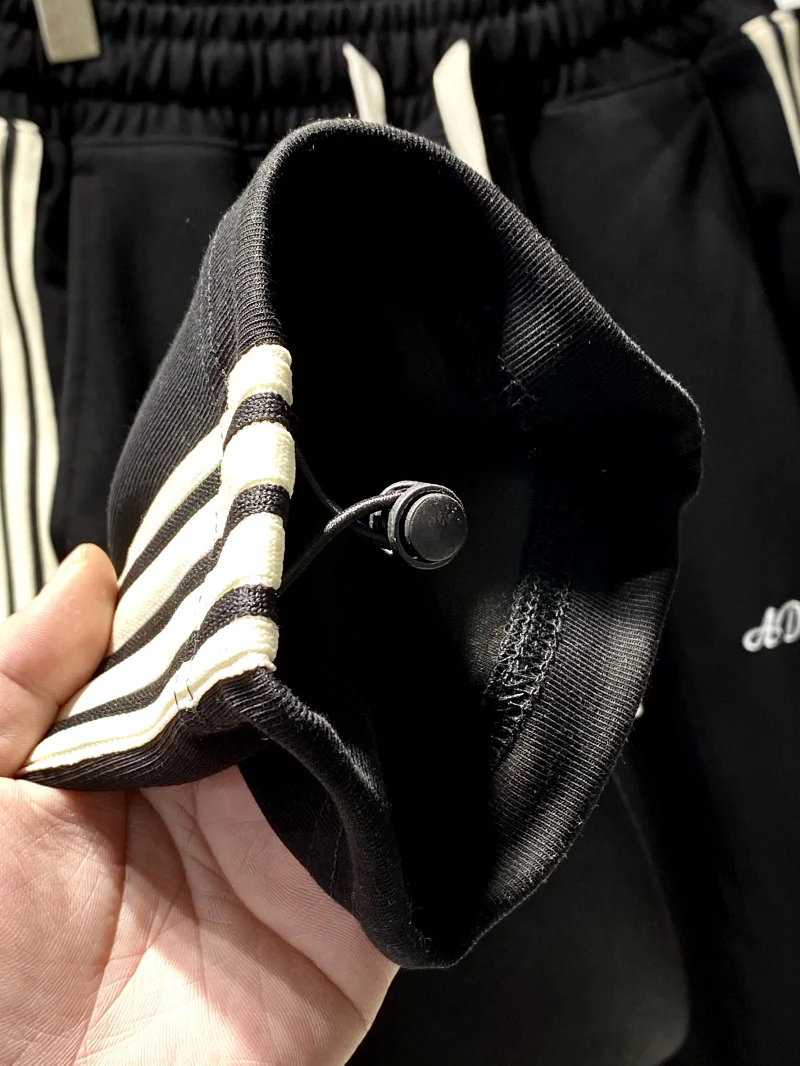 กางเกงลำลองทรงตรงผ้าเนื้อนุ่มปรับขนาดได้สำหรับผู้ชายใส่สบายในฤดูร้อนทรงหลวมเหมาะสำหรับวัยรุ่นที่ชอบกิจกรรมกลางแจ้ง