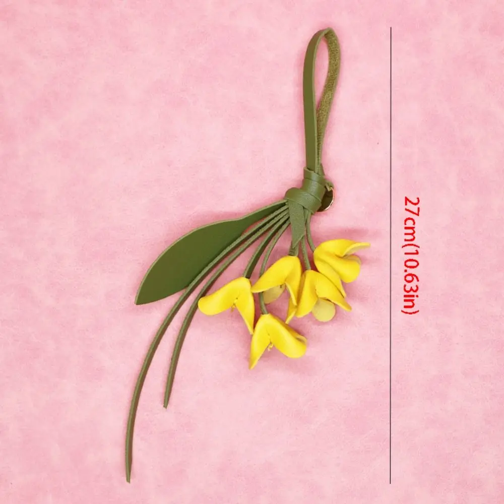 Schöner Blumen-Anhänger aus PU-Leder, handgefertigter Leder-Schlüsselanhänger, modischer Cartoon-Taschenanhänger für Herren – Detail 1