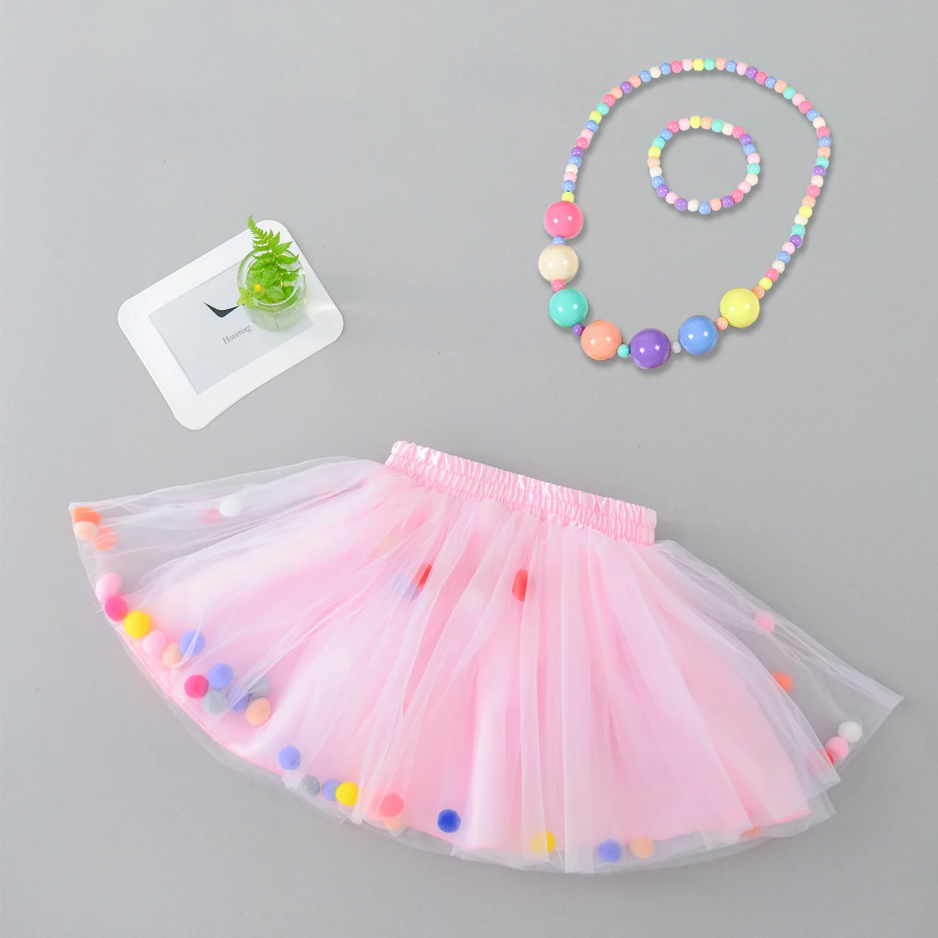 Baby\'s Colorful Pom-pom Decor Mesh Skirt Set Lovely Elastic Waist Skirt & Bracelet &Necklace Infant & Toddler Gir\'s Clothing