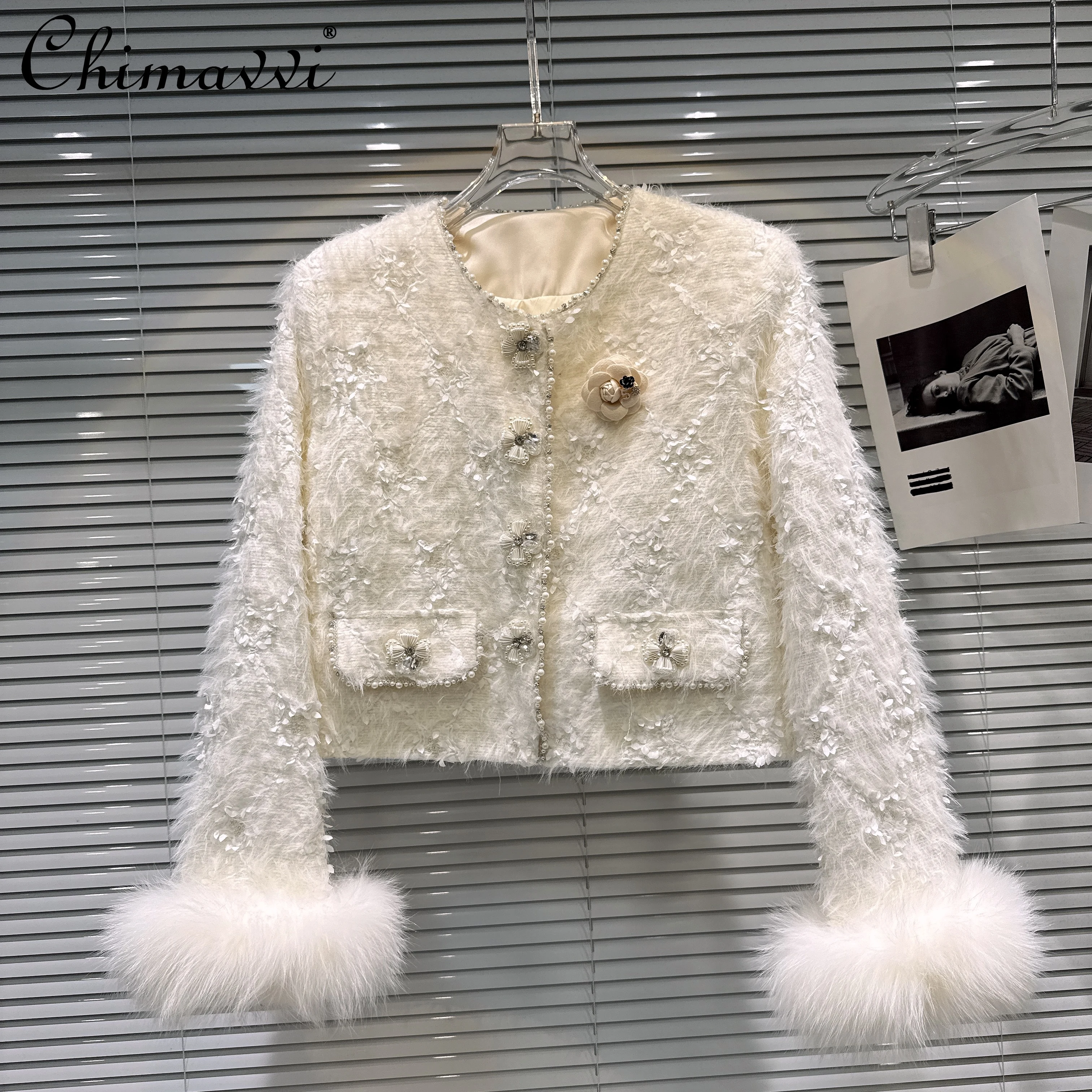 

2025 Winter High-End Socialite Down Coats Beading Diamond Round Neck Fox Fur Sleeves Woolen Down Lining Short Jackets for Women