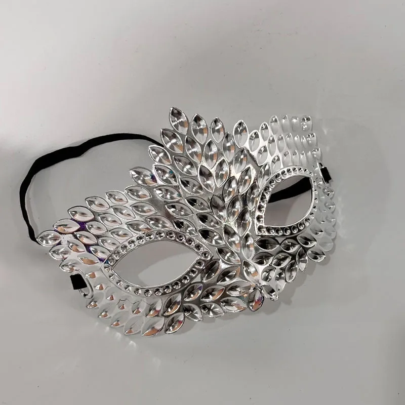 Trendy Halloween Rhinestone Exaggerated Personality Mask Carnival Party Creative Masquerade Mask Unisex Face Ornament