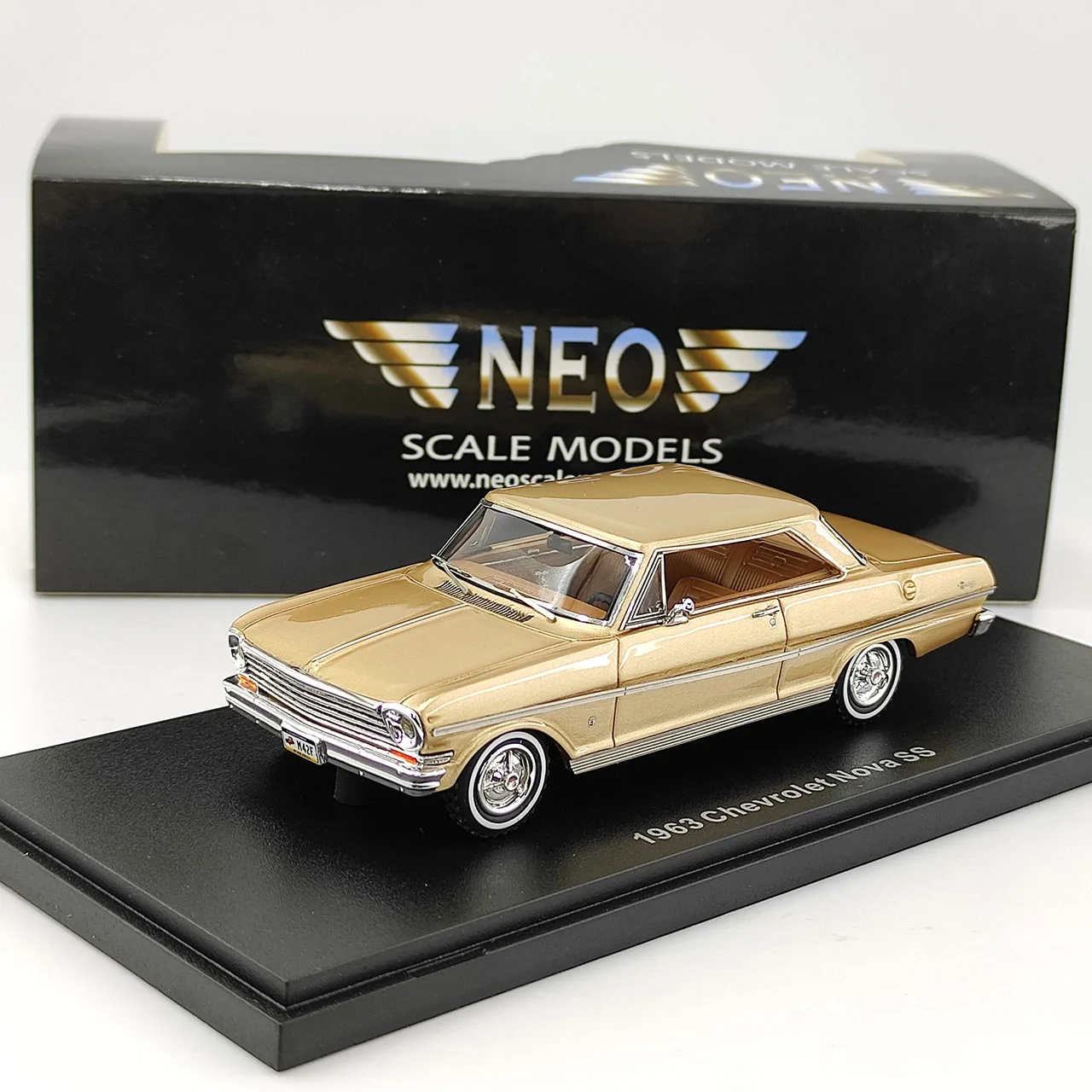 modele-de-voiture-en-alliage-neo-defectueux-echelle-1-43-chevrolet-nova-ss-1963