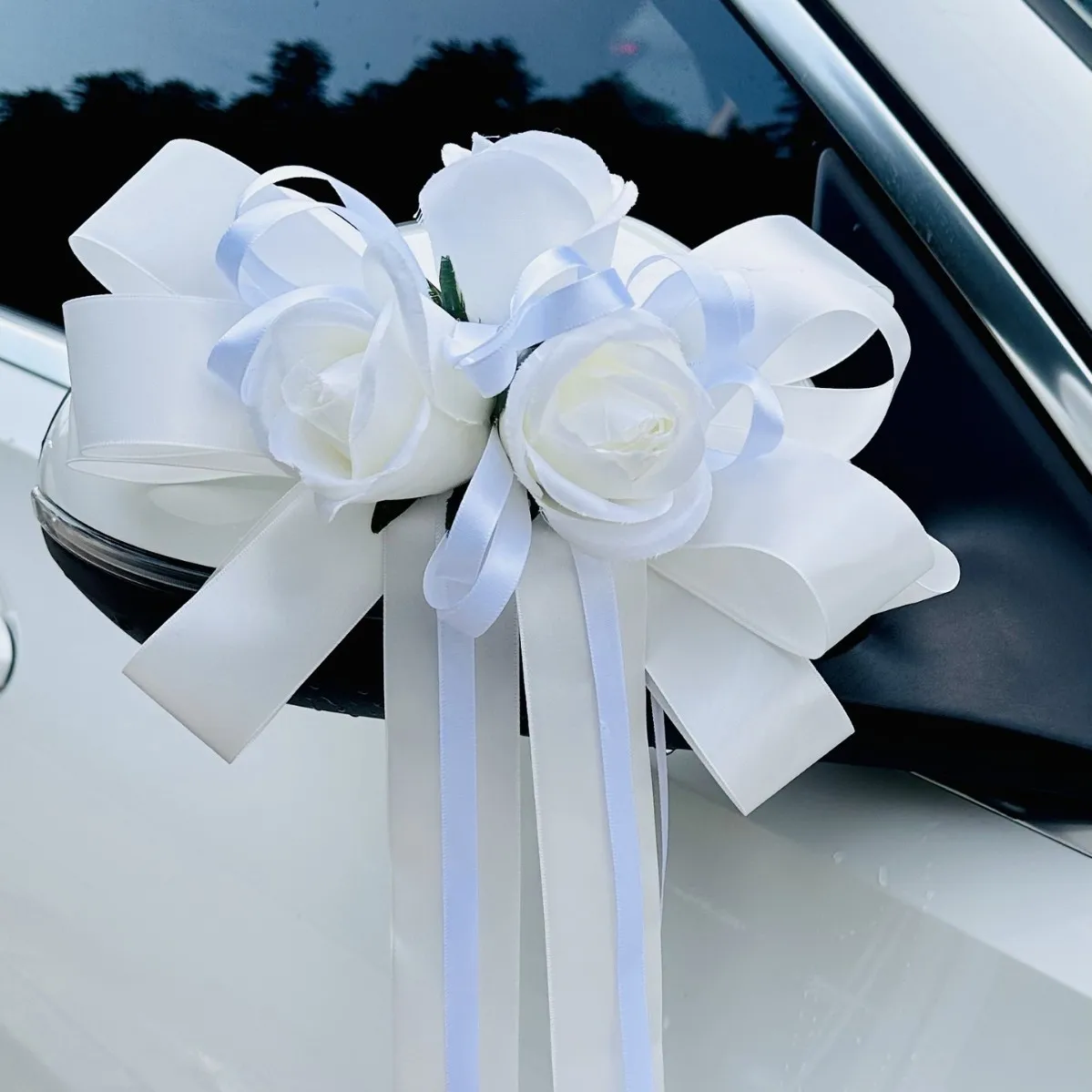 Yannew 4 個結婚式の車のバックミラー花リボン蝶ネクタイ付き新婚自動ドアハンドル装飾通路ローズフラワー