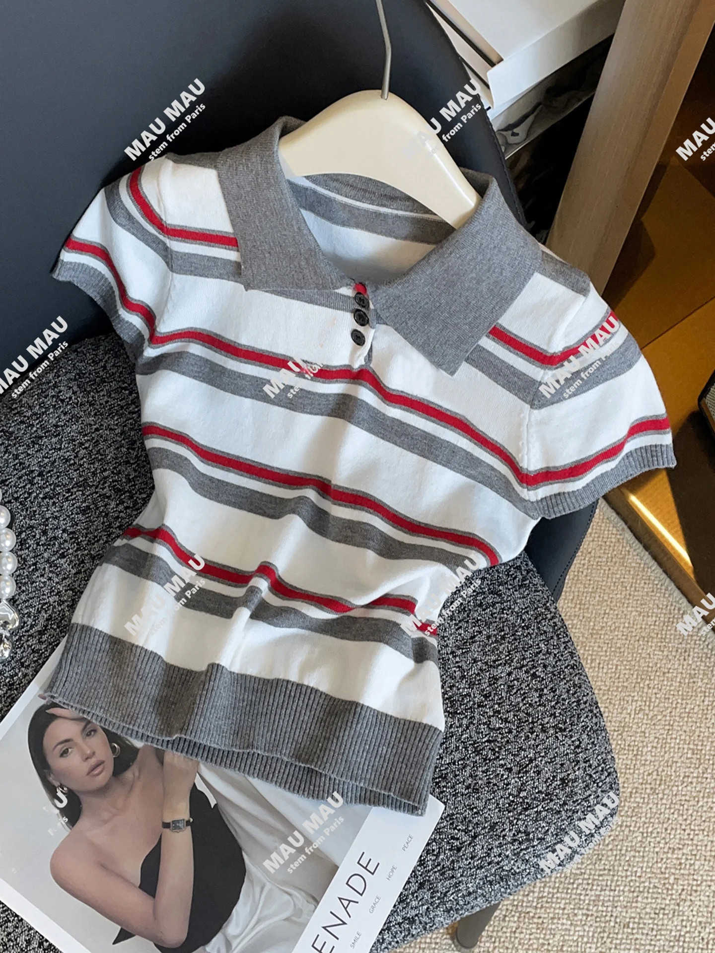 

High-End American Retro Striped irt Knitted Top Versatile T-irt Women's Faion Autumn Season Breathable Comfortable