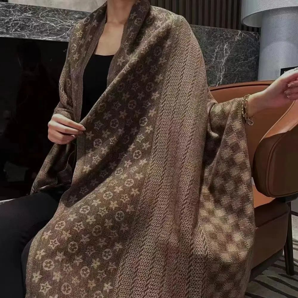 

Jacquard shawl, warm shawl, internet famous, long style, worn with air conditioning shawl, niche design, new style