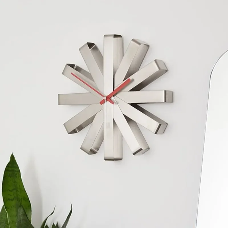 Modern Wall Clocks Art Design Clock Luxury Electronic Clock Wall Stylish Elegant Room Ornaments Home Decoration Accessories