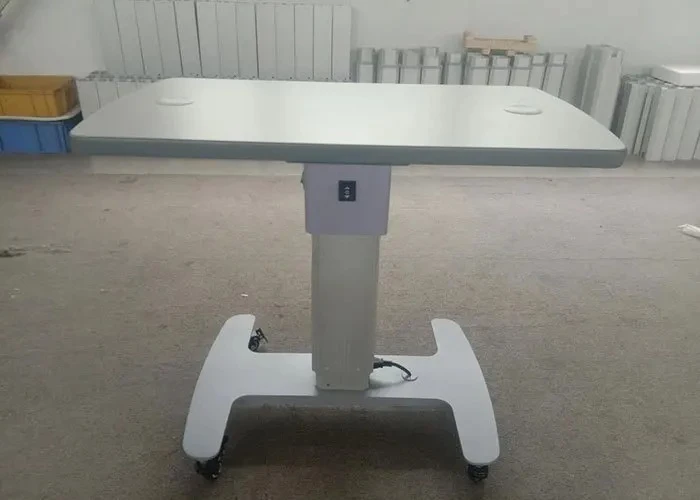 Компактный офтальмологический прибор с электроприводом регулировки высоты CE