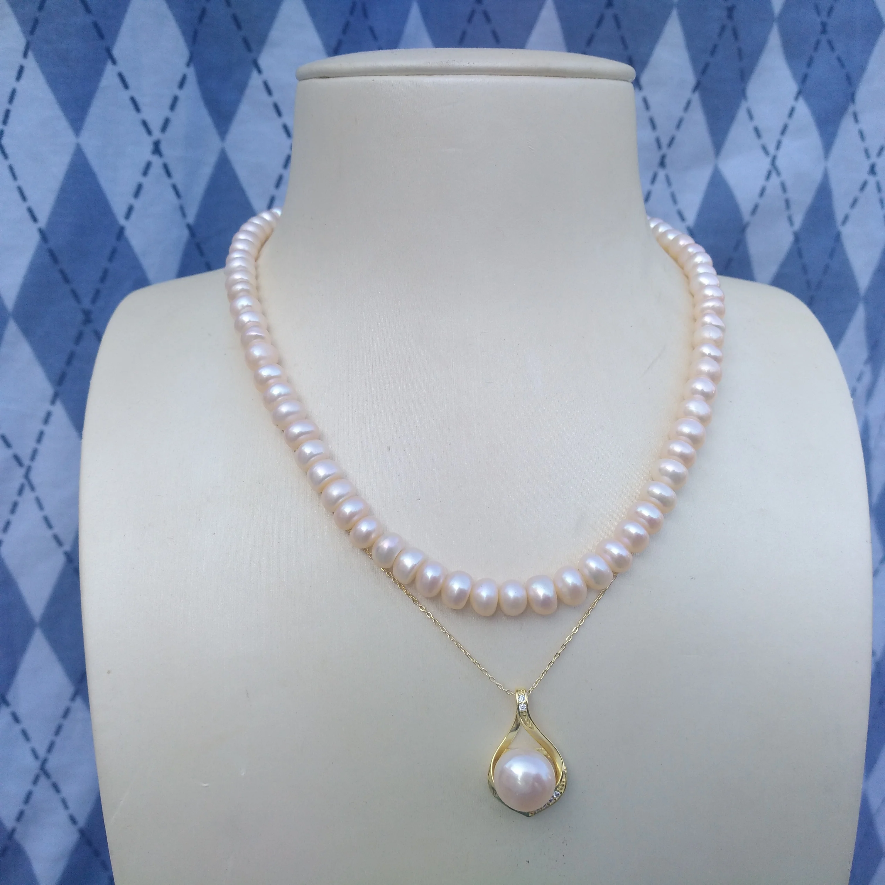 gorgeous AAA+ akoya pink pearl Necklaces &+pink 10x11mm pearl Pendants Thanks for viewing more photos.