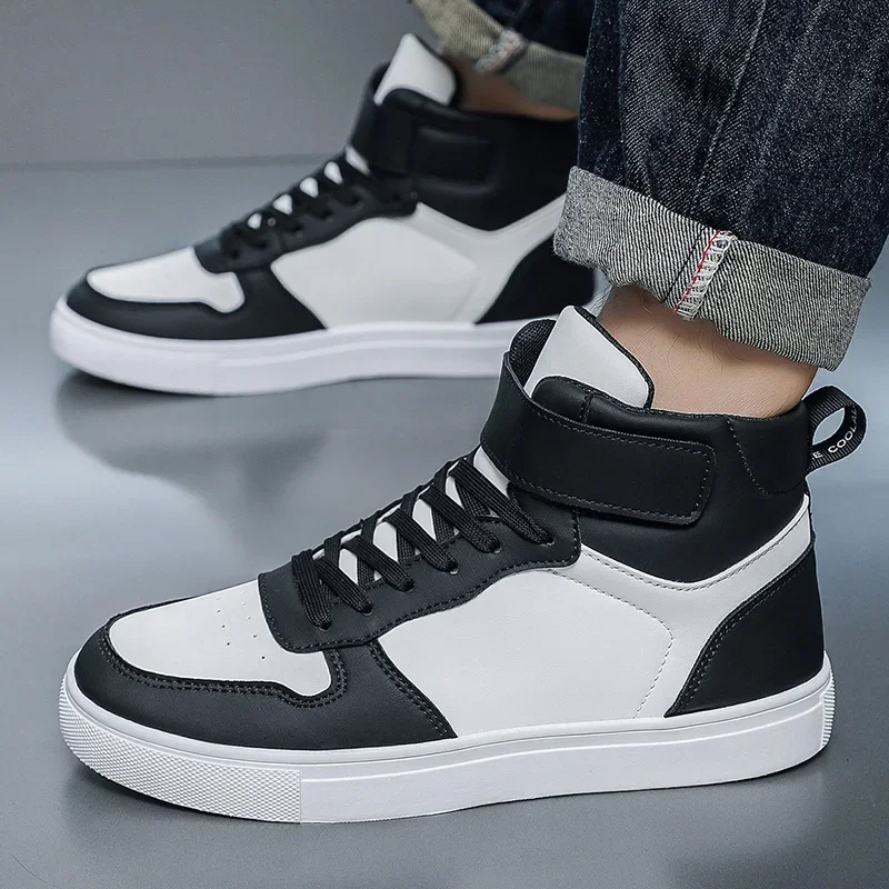 

New Men's Skateboarding Shoes Lightweight High Top Breathable Shoes 47 Flat Lace-Up Sneakers White Travel Unisex Tenis Masculino