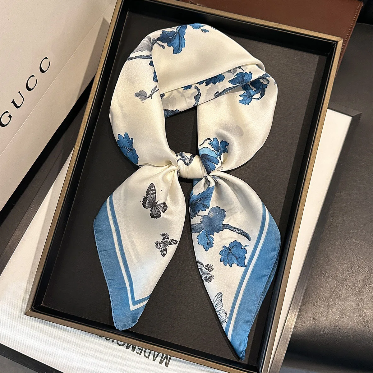 70*70 سنتيمتر الأزهار طباعة وشاح مصمم النساء الأوشحة الحريرية باندانا الحجاب منديل شال منديل رباط شعر Foulard سيدة فاخرة