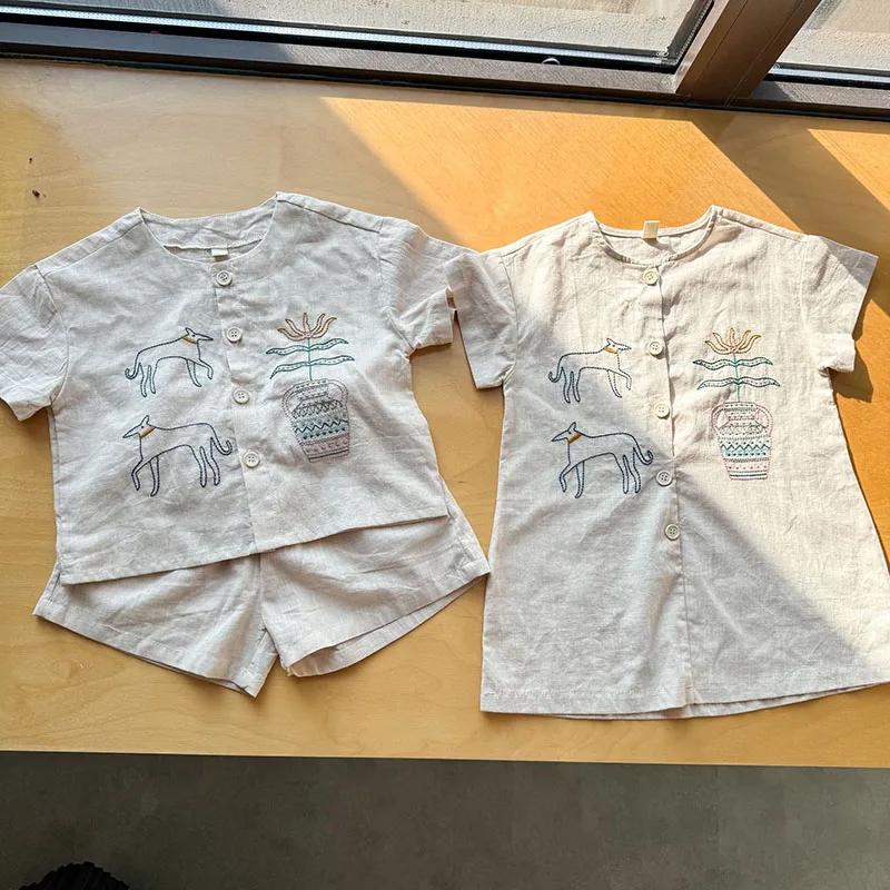 

Новое летнее детское платье 2026 года для девочек 1-9 лет, с вышивкой цветов, с коротким рукавом, из тонкого хлопка, повседневная одежда для детей