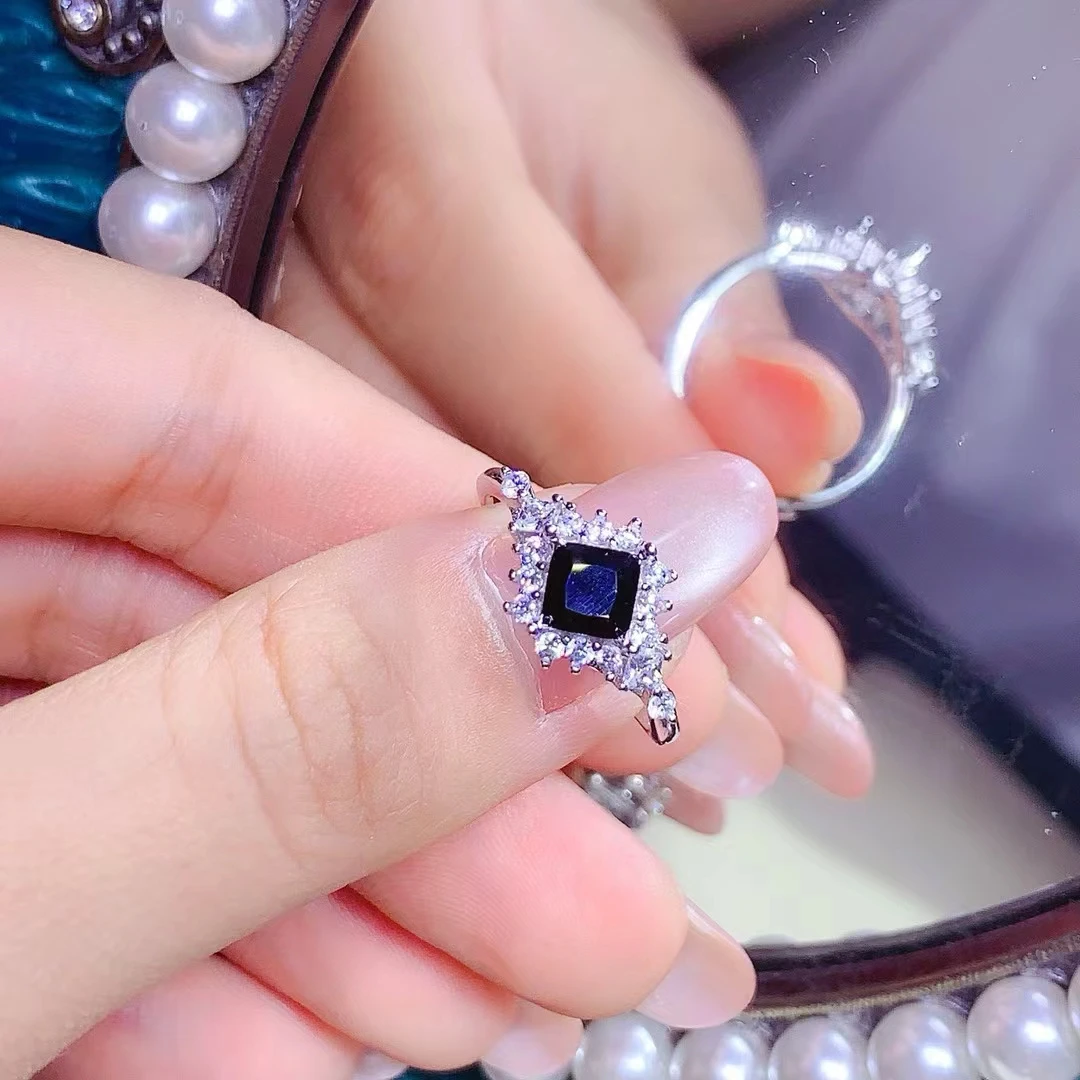 

KJJEAXCMY Natural Black Spinel Ring S925 Silver Inlaid Simple Women's High-End Jewelry The crystal is clean and beautiful
