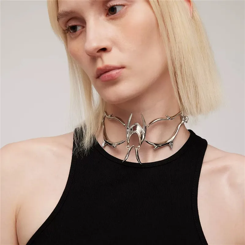 2023 New Gothic Hip-Hop Metal Punk Style Streamline Metal Face Decoration Shaped Face Jewelry Gift