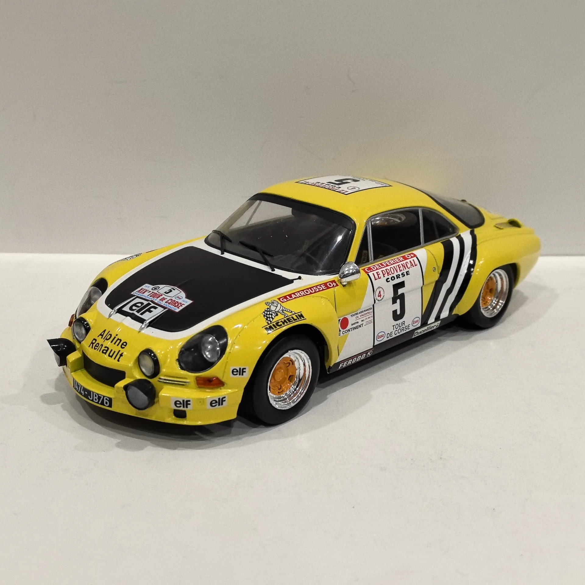 

Diecast IXO 1/18 Scale ALPINE RENAULT A110 #5 Alloy Car Model Collectible Toy Gift Souvenir Display Ornament