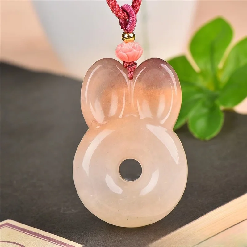 

Wholesale Natural Gold Silk Jade Rabbit Safety Buckle Pendant Pendant Fashion Boutique Men Women with Bright Future Pendant