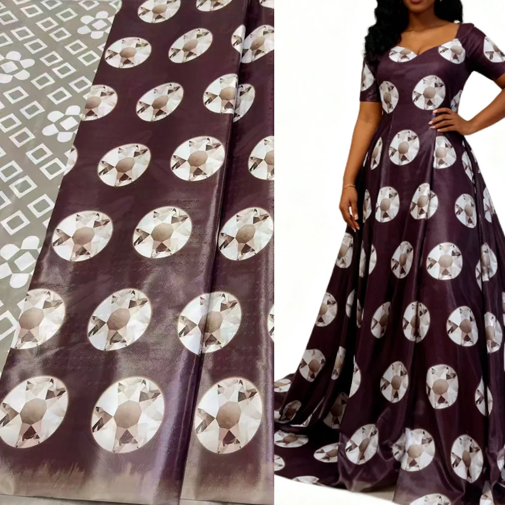 

4-метровый кружевной материал Bazin Riche. Ткань одежды подходит для изготовления халатов и официального наряда Boubou.