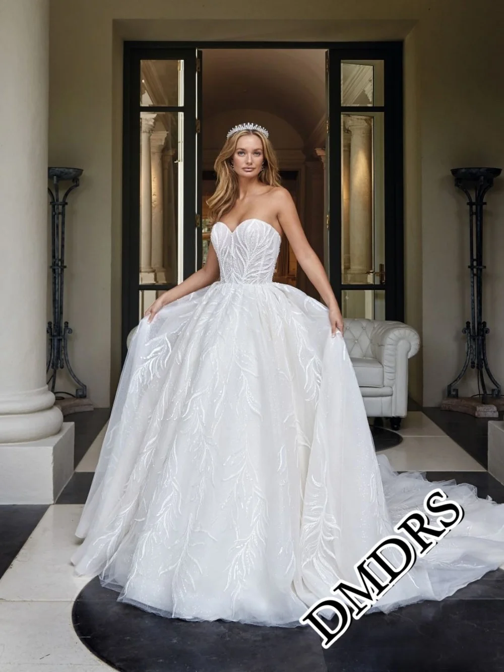 

DMDRS Elegant Strapless Wedding Dress Charming Appliquéd Bridal Gowns Sexy A-Line Floor-Length Wedding Gowns Vestidos De Novia