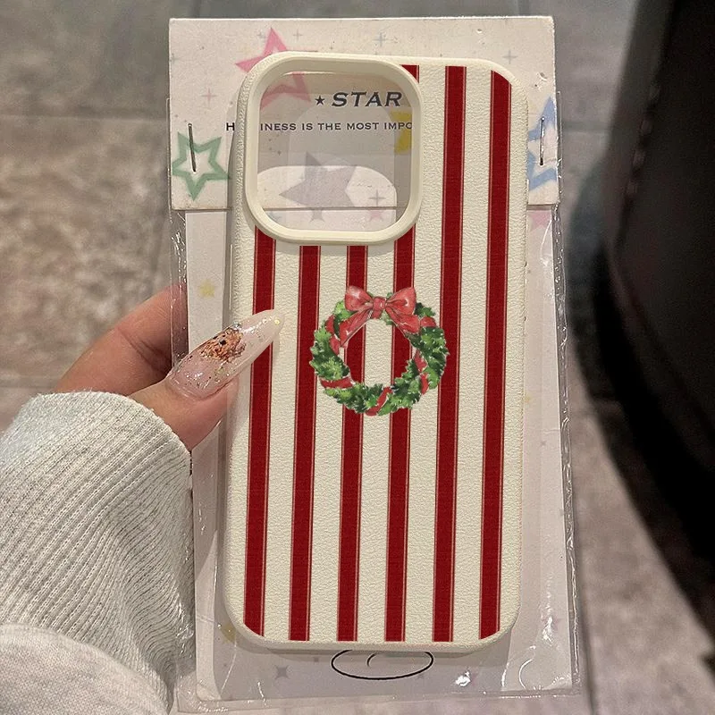 Red Striped Christmas Wreath Pattern Phone Case for Samsung S25 S24 S23 S22 S21 S20 Note20 FE Ultra Plus 5G Shockproof Cover