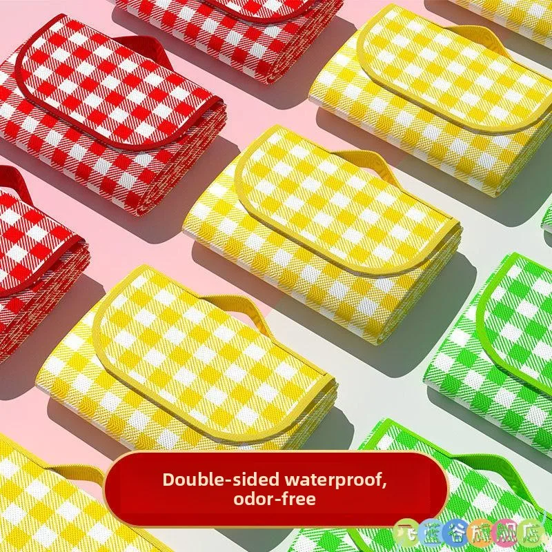 thickened-portable-picnic-mat-outdoor-camping-beach-waterproof-moisture-proof-picnic-cloth-for-spring-outing-and-outdoor-acti