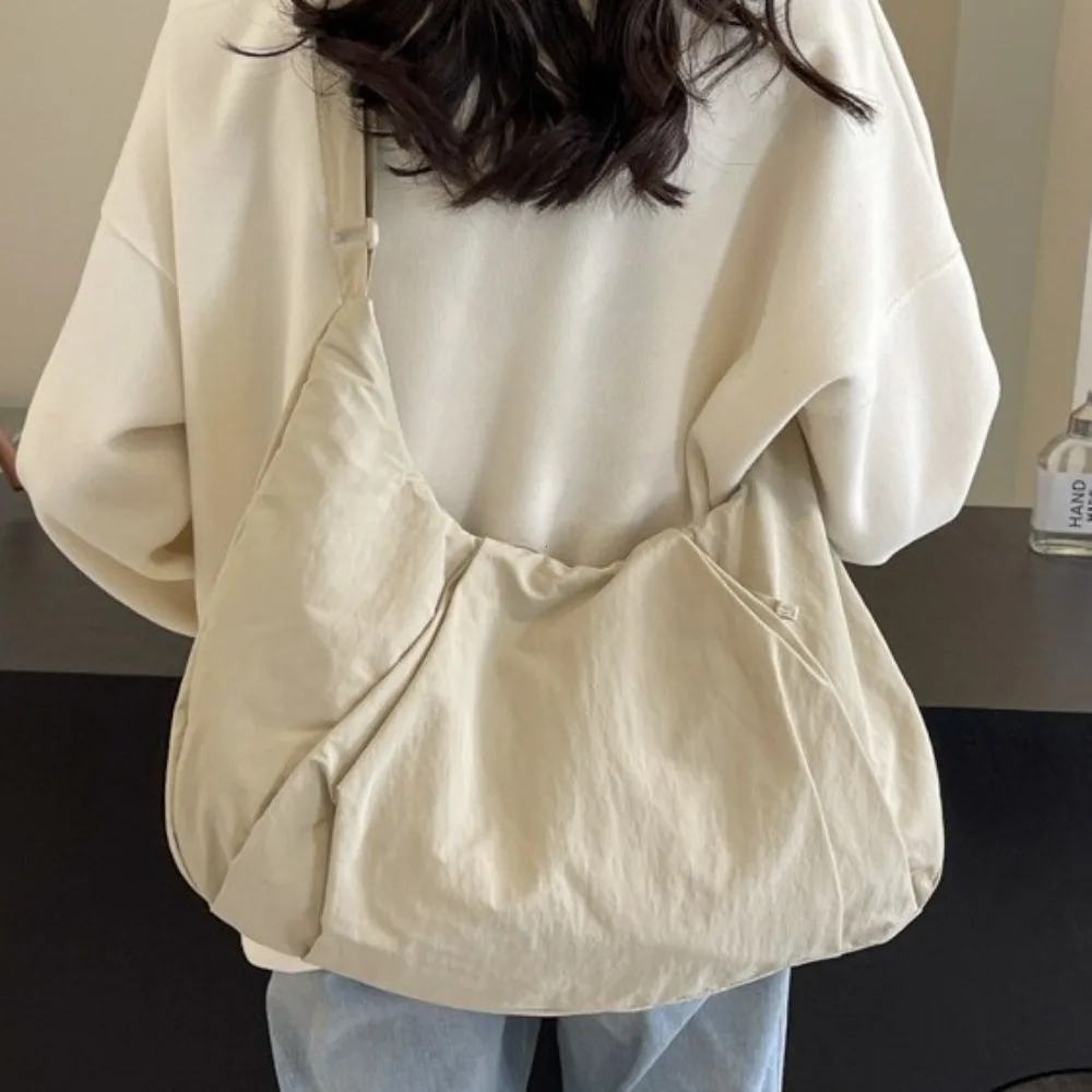 حقيبة كتف نايلون على الطراز الكوري حقيبة حمل ذات سعة كبيرة حقيبة زلابية غير رسمية بلون سادة قابلة للطي من قماش أكسفورد للفتيات #2