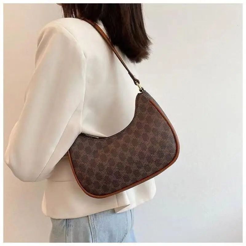 New Fashion Printed Shoulder Bag PU Leather Casual Cross Bag Crescent Moon -shaped Shoulder Shoulder Underarms Underxual Bags