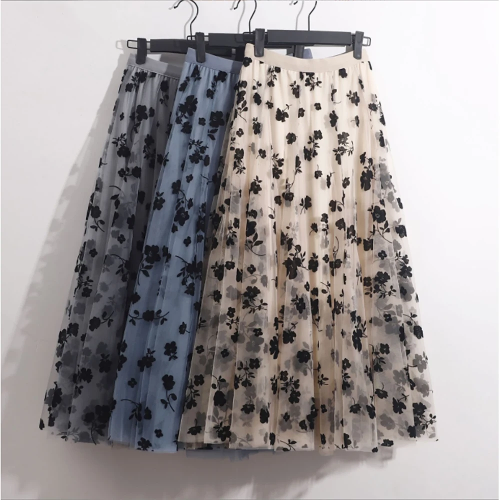 

2022 New Mesh Puff Skirt Flocking Small Floral Holiday Skirt Large Swing Waist Pleated A-line Fashion Elegance Long Skirt