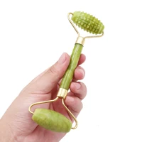 Rodillo de Jade con Agujas