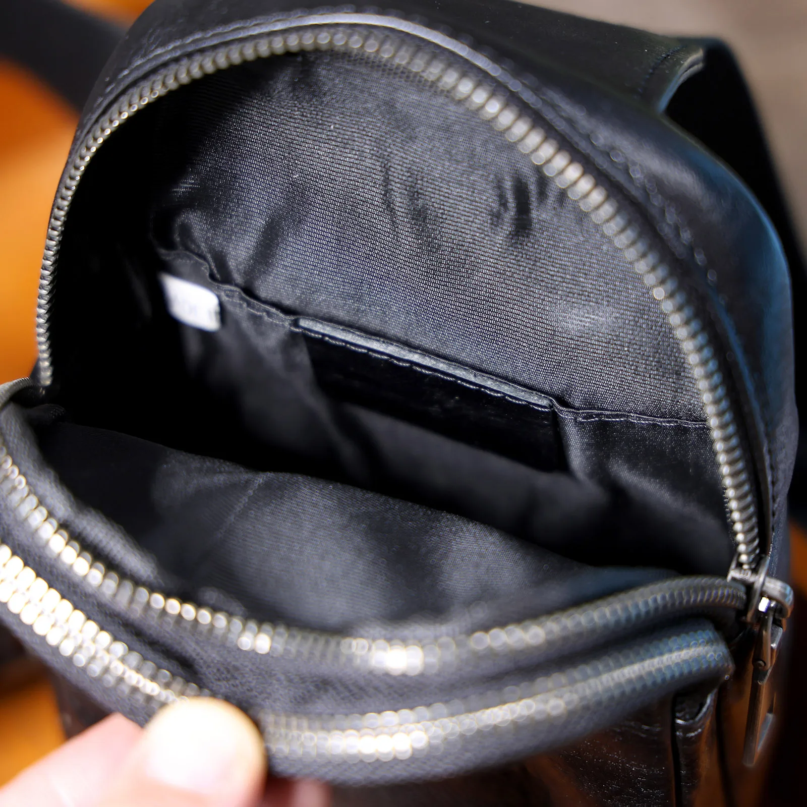 S.WORKER Echtes Leder Herren Casual Brusttasche Mini 7 Zoll Rindsleder Umhängetasche Modische Pflanzlich Gegerbte Leder-Handytasche – Detail 15