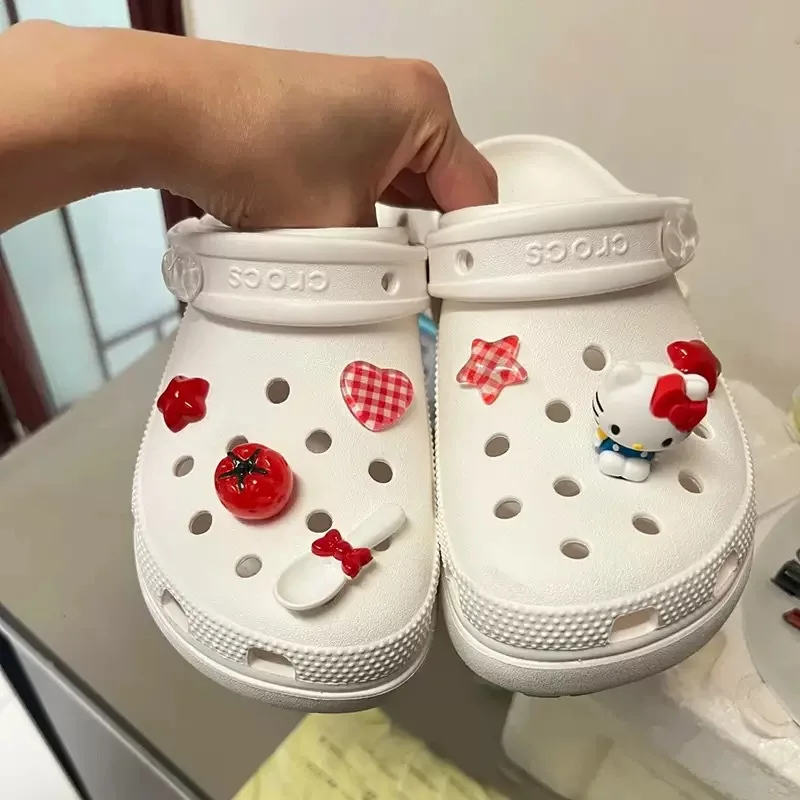 

2025 New 3D Cute Tomato Cartoon Shoe Buckle Hole Shoe Flower DIY Accessory Decoration Detachable Shoe Upper Decoration