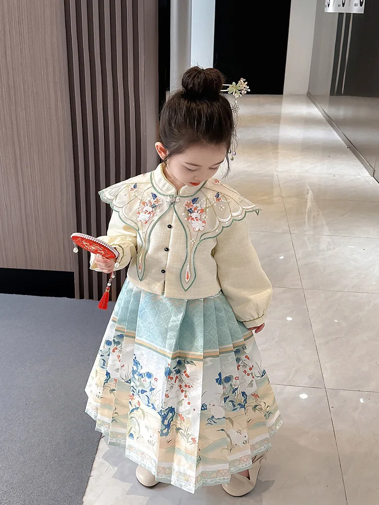 Hanfu Mädchen Herbst tragen neue chinesische Stil Kinder tägliche Verbesserung Pferd Gesicht Rock Set Super Xianming alte Kleidung