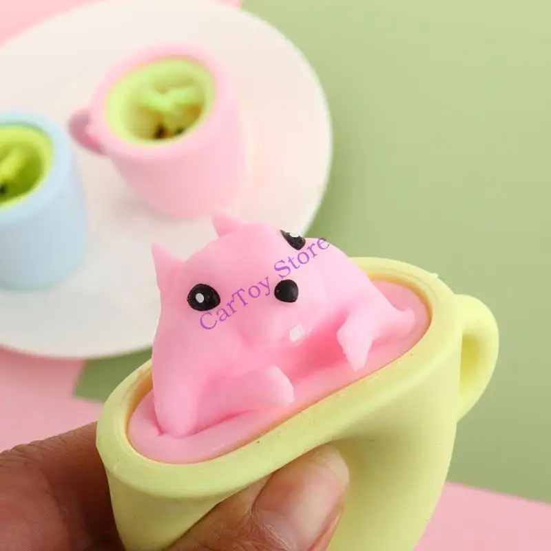 634f Squeeze Squirrel Cupression Décompression jouet tasse thé en caoutchouc Casse Toy Gift For Friend