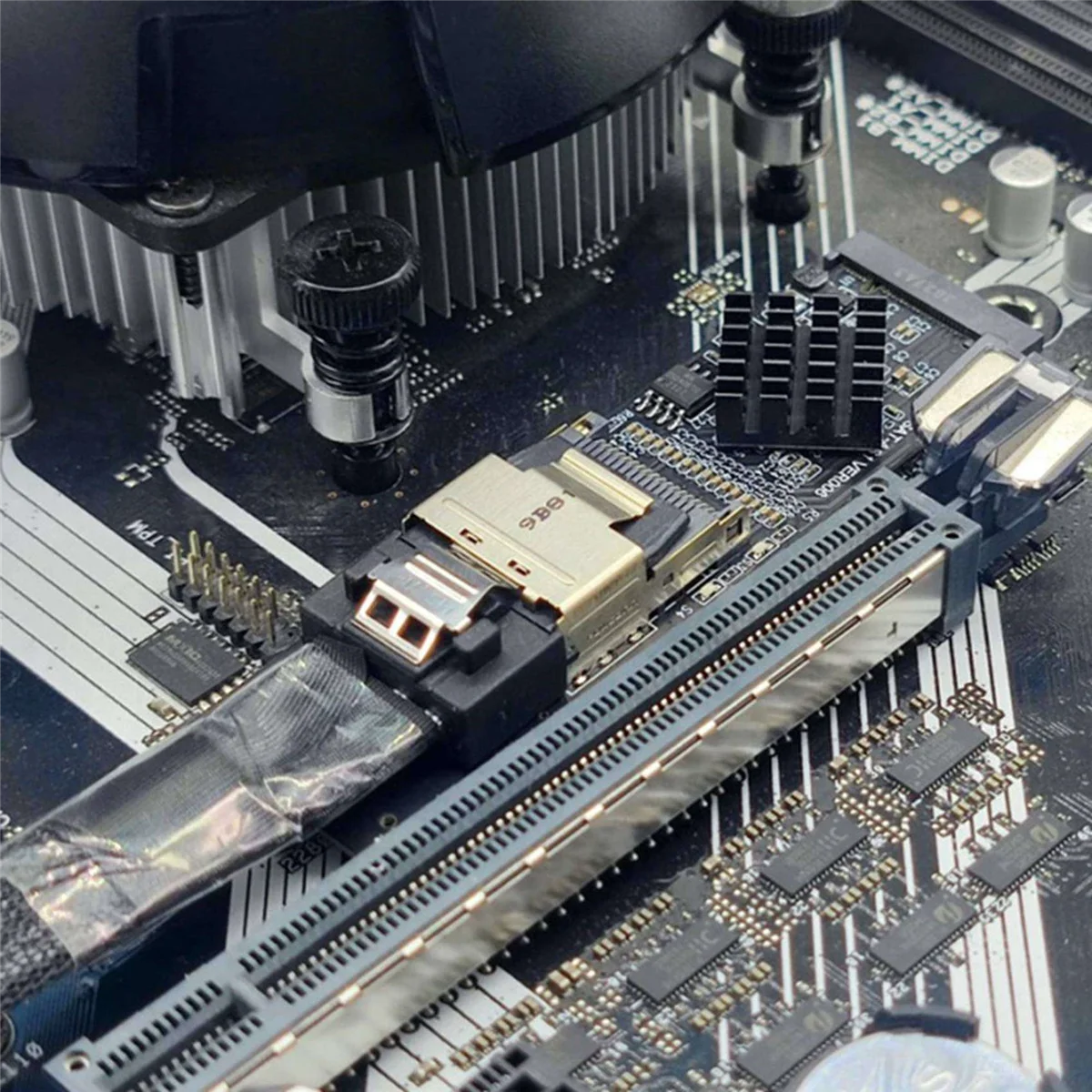 B74A 2X M.2 NVME to Mini SAS SFF-8087 Expansion Card Support 4 Port SATA3.0 6Gbps HDD SSD SATA Controller SFF8087 to M2 NVME