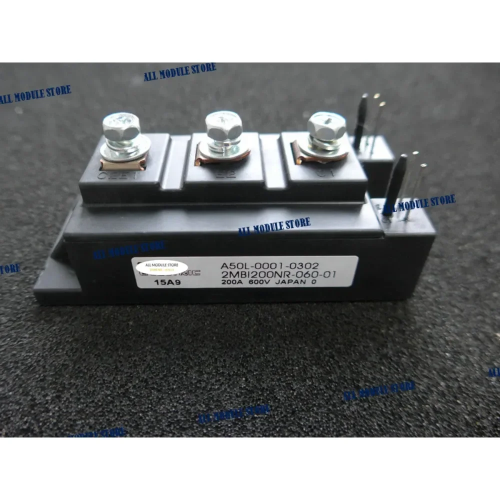 2MBI200NR-060A-01 2MBI200NR-060-01 A50L-0001-0302#L  FREE SHIPPING GOOD QUALITY MODULE